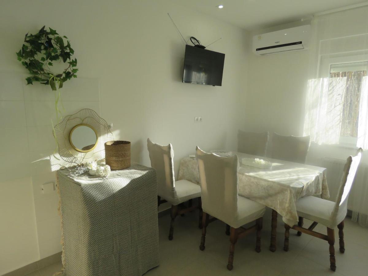 Sani Apartments Sveti Kriz Zacretje Экстерьер фото
